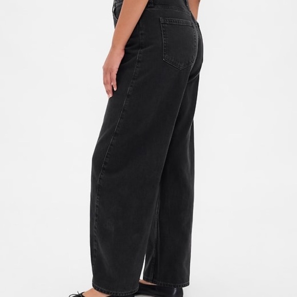 Gap Curvy High Rise Barrel Jeans in Black Wash 30 Regular NWT - Picture 3 of 7